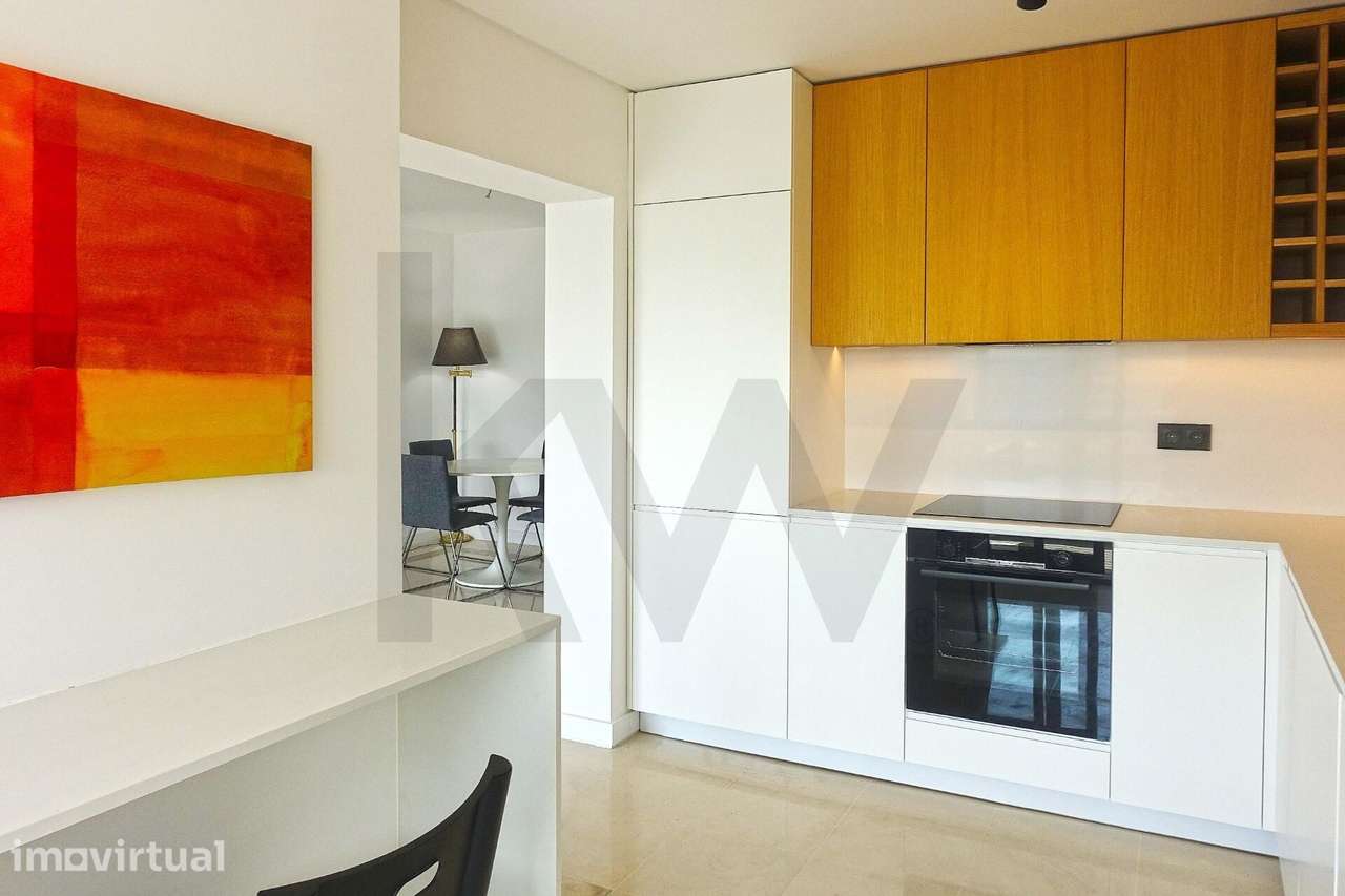 T1 NO LUMIAR COM 85 M², VARANDA E VISTA SOBRE LISBOA - Grande imagem: 2/34