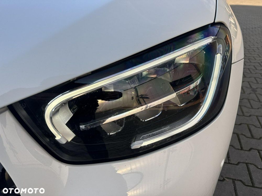 Mercedes-Benz GLC - 9