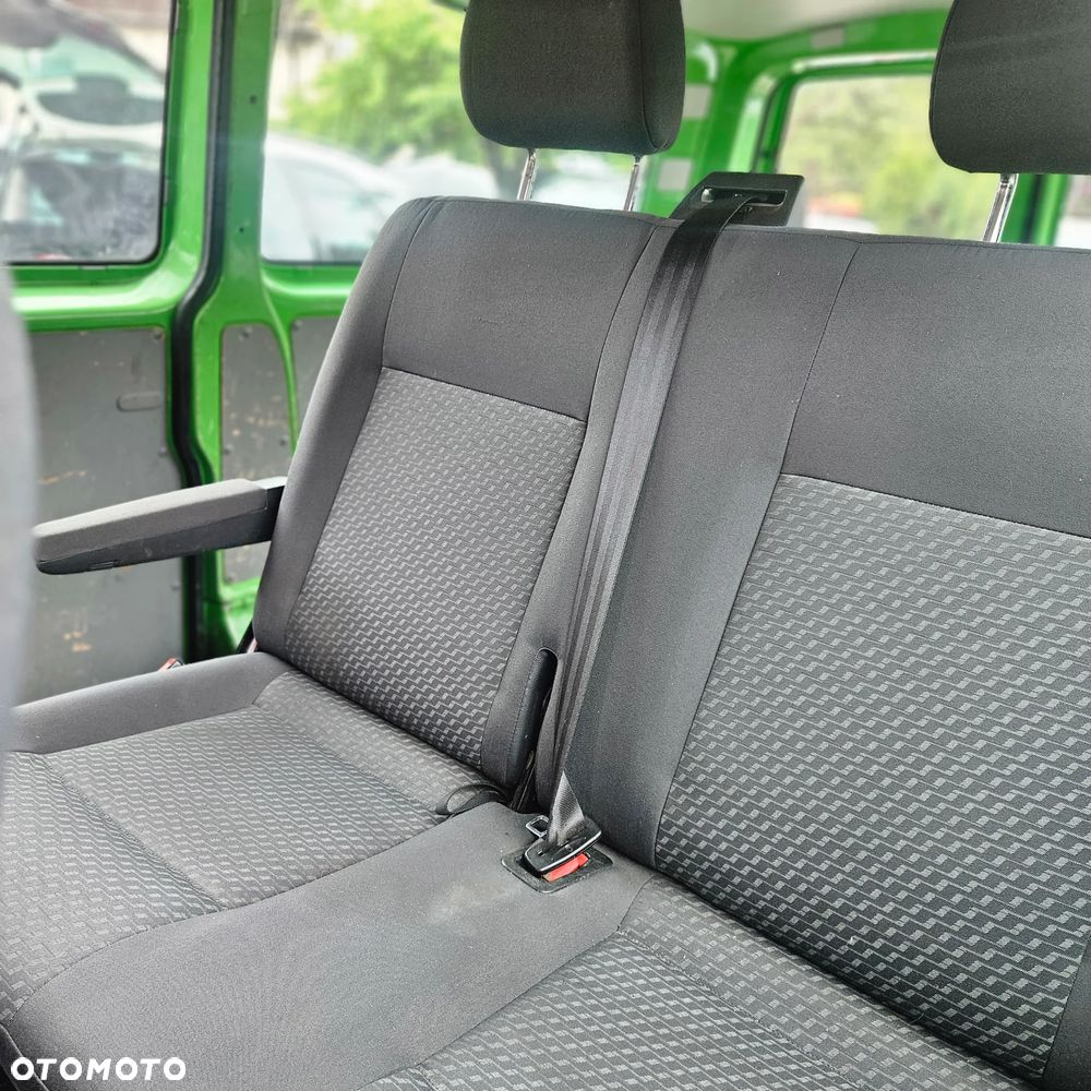 Volkswagen Transporter - 16