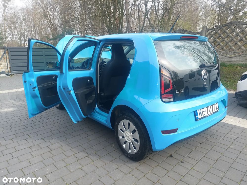 Volkswagen up! United - 13