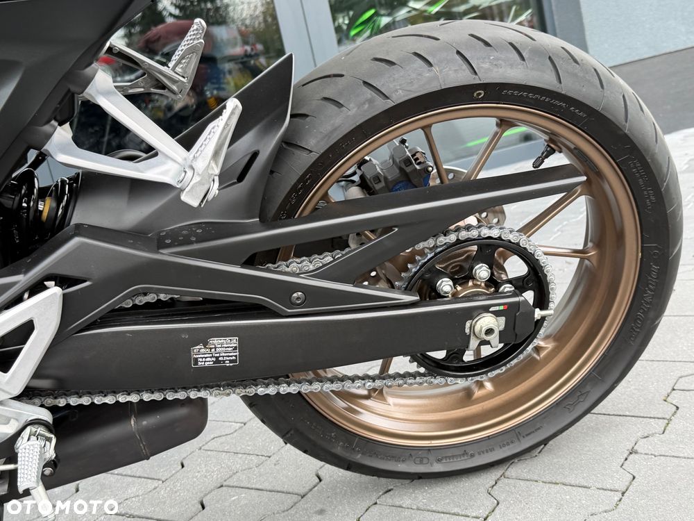 Honda CB - 31