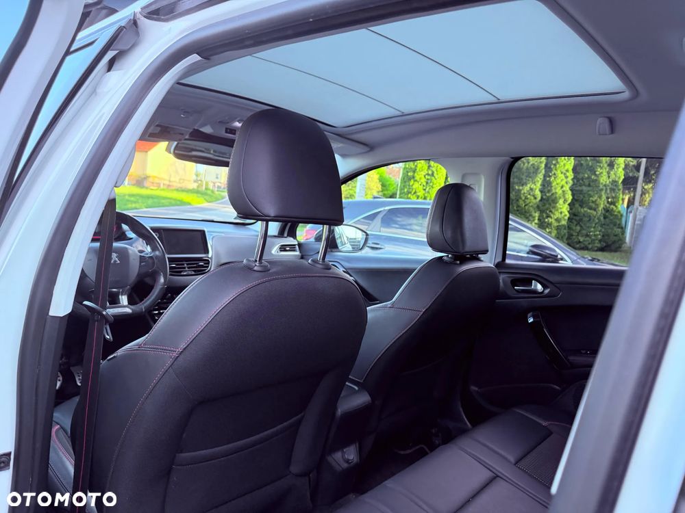 Peugeot 2008 PureTech 130 Stop&Start GT-Line Edition - 9