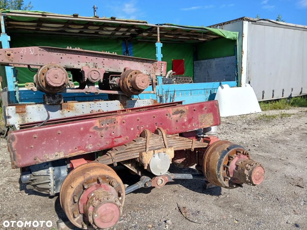 MOST MOSTY WÓZEK RENAULT KERAX KOMPLET Z RESORAMI 6X4 8X4 P1841B - 1