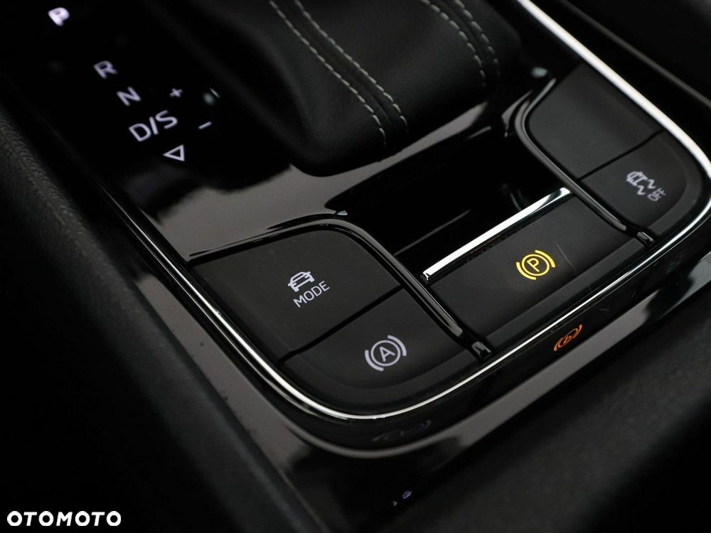 Skoda Karoq 1.5 TSI DSG Sportline - 34