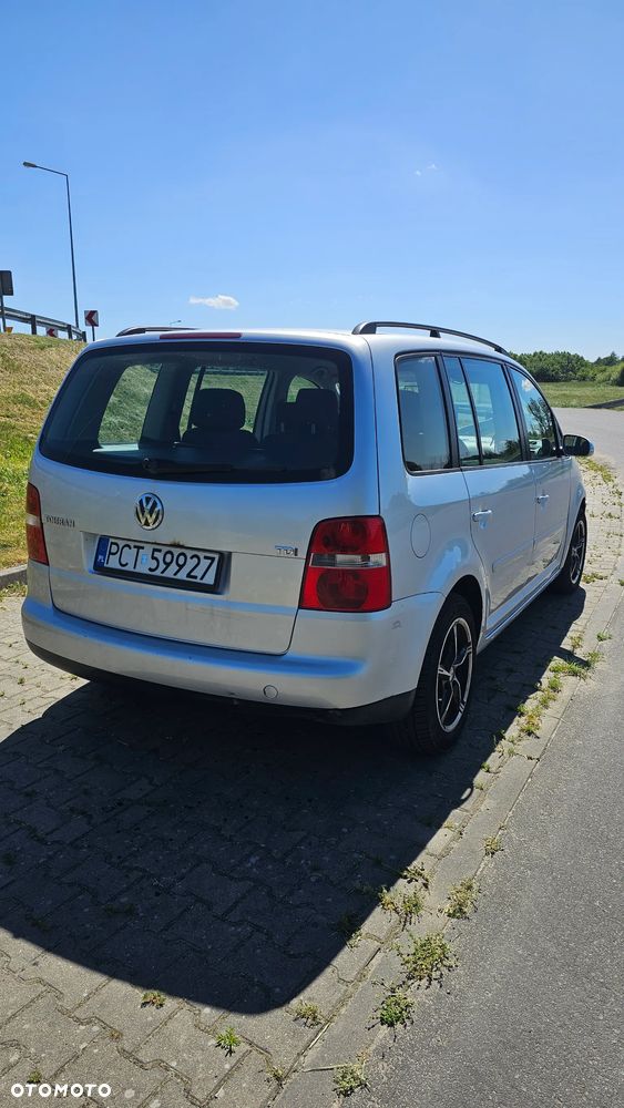 Volkswagen Touran 1.9 TDI Trendline - 3