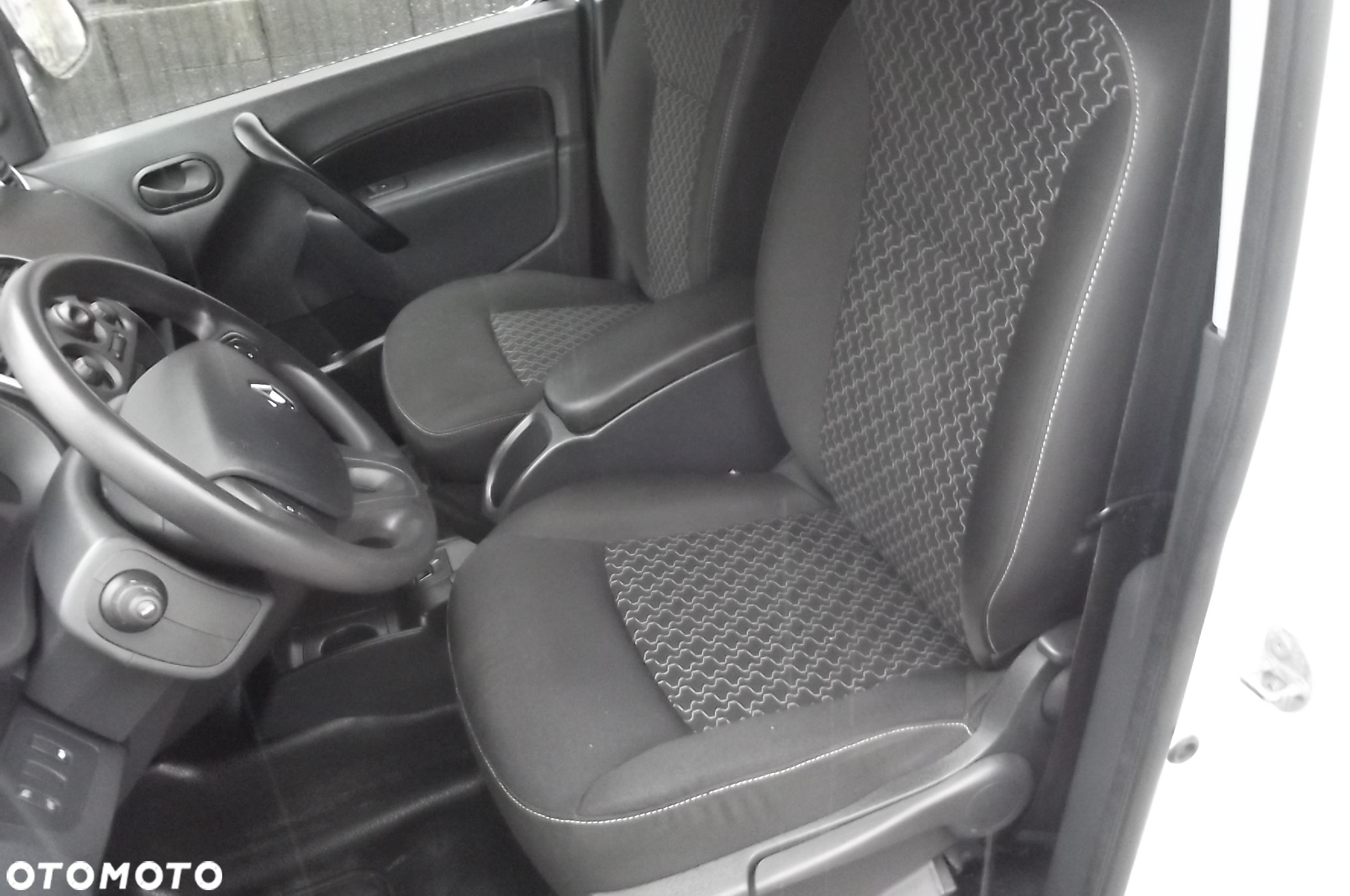 Renault KANGOO - 12