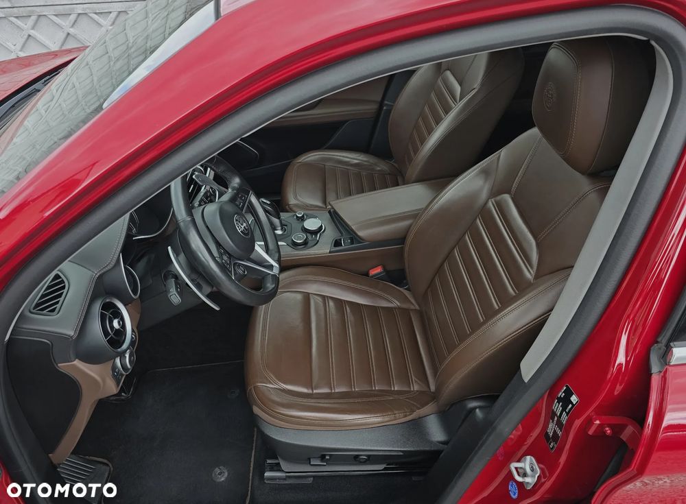 Alfa Romeo Stelvio 2.2 16V AT8 Q4 Lusso - 21