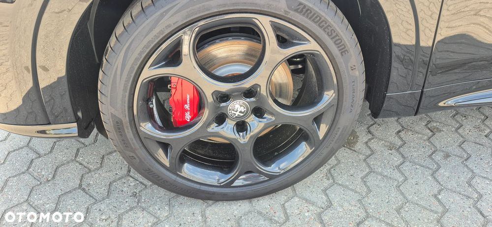 Alfa Romeo Tonale 1.5 T4 GSE mHEV Veloce DCT - 4