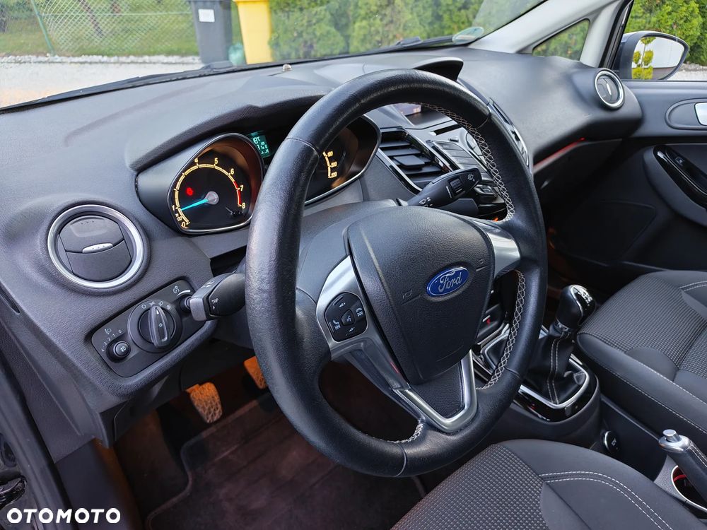 Ford Fiesta 1.0 EcoBoost Titanium - 17
