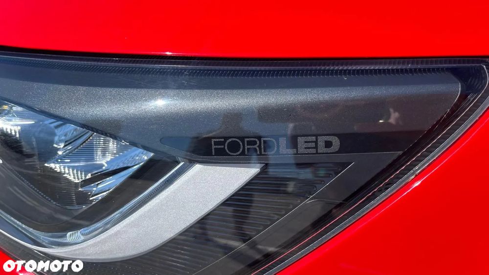 Ford Focus 1.0 EcoBoost Titanium X - 30