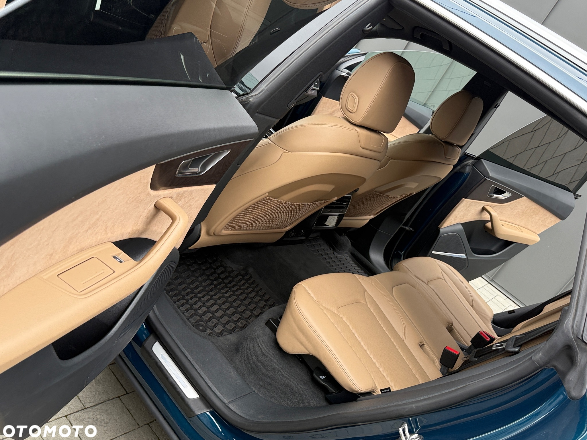 Audi Q8 - 10