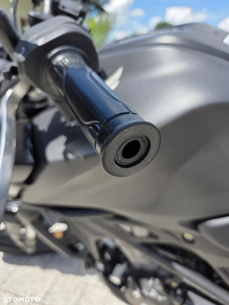 Honda CBR - 8