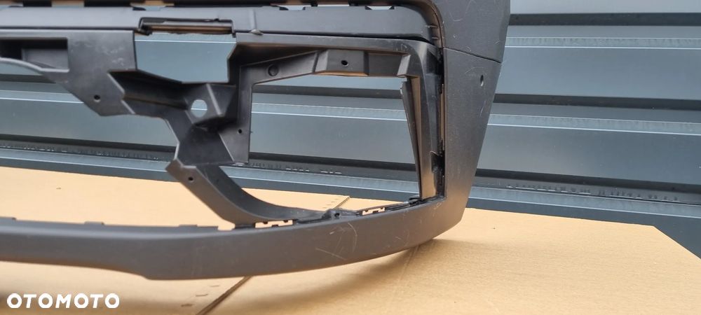 RENAULT TRAFIC IV 2021- Zderzak przód oryginał MB396 - 6