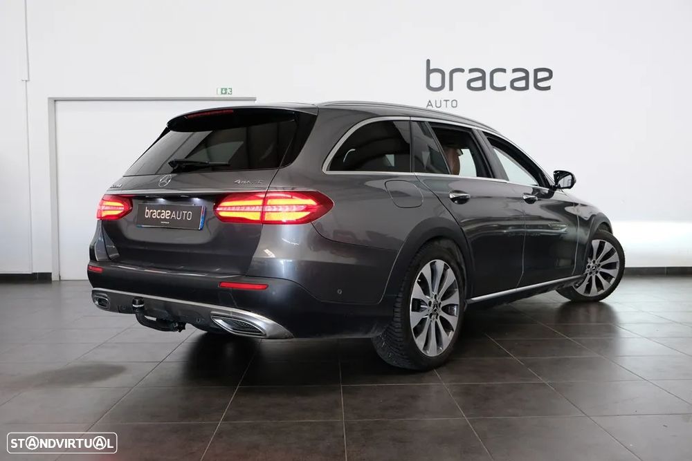 Mercedes-Benz E 220 d 4-Matic All Terrain Avantgarde - 6
