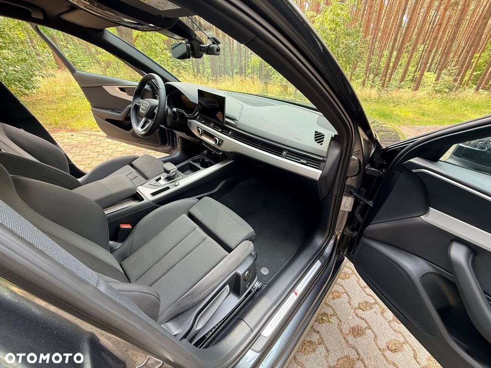 Audi A4 Avant 40 TDI mHEV S Line S tronic - 15
