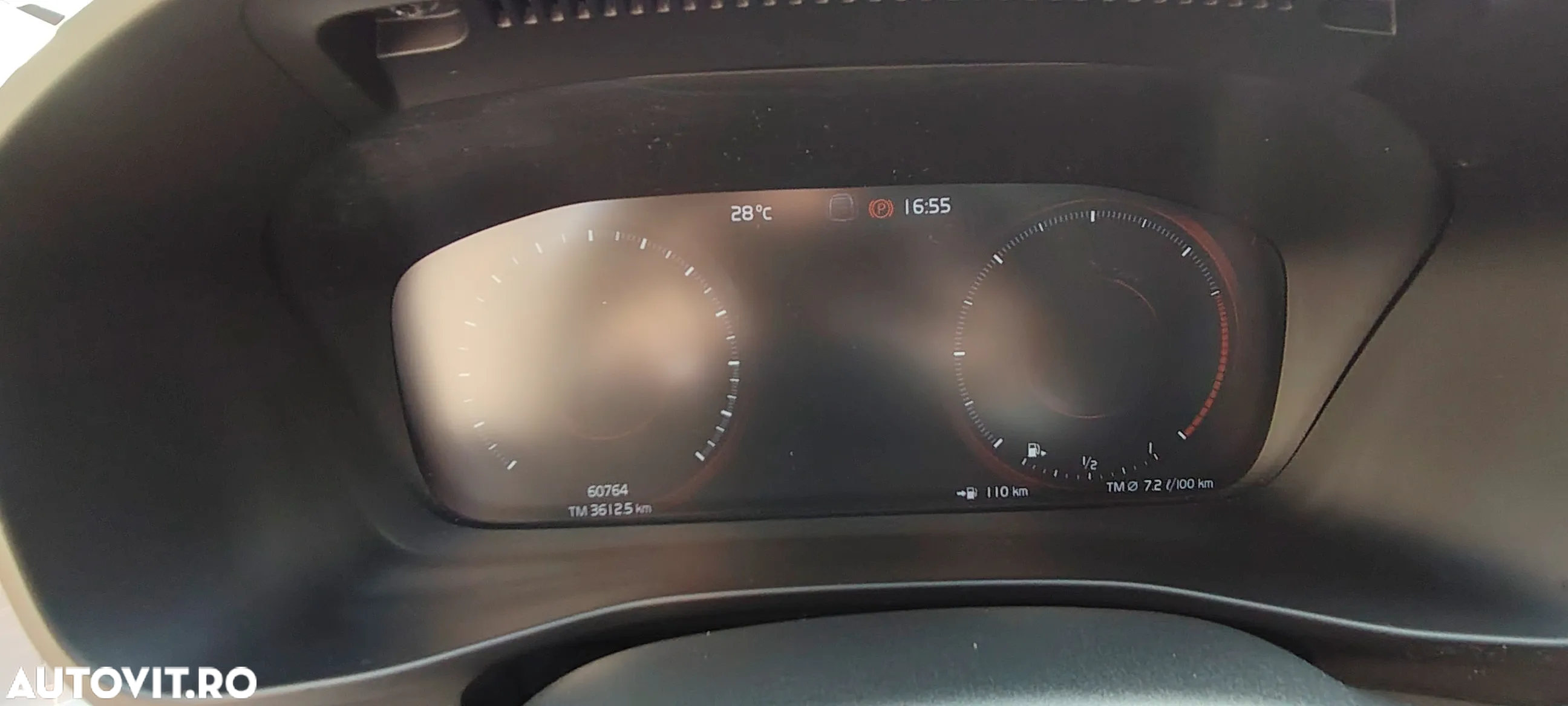 Volvo XC 40 D4 AWD Momentum Pro - 9