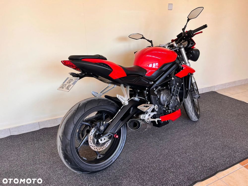 Triumph Street Triple - 13