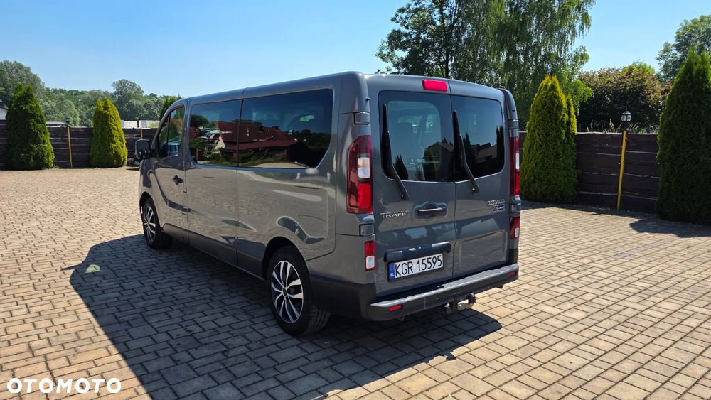 Renault Trafic 2.0 dCi - 4