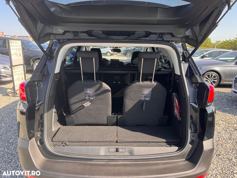 Peugeot 5008 1.2 Puretech Allure Aut. - 32