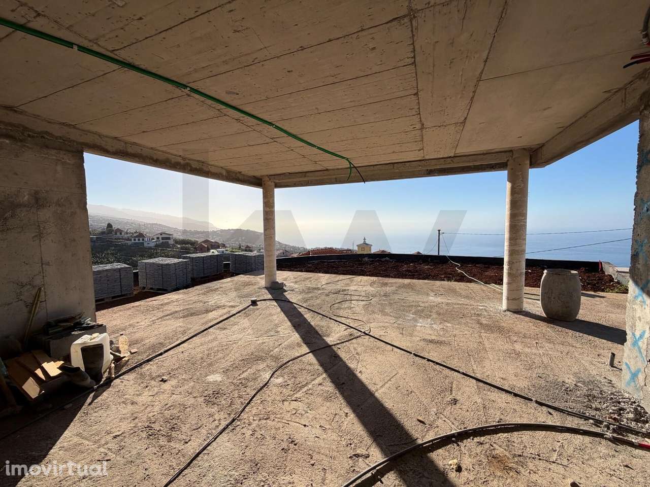 Moradia de luxo unifamiliar T3 com vista e piscina infinita - Grande imagem: 3/20