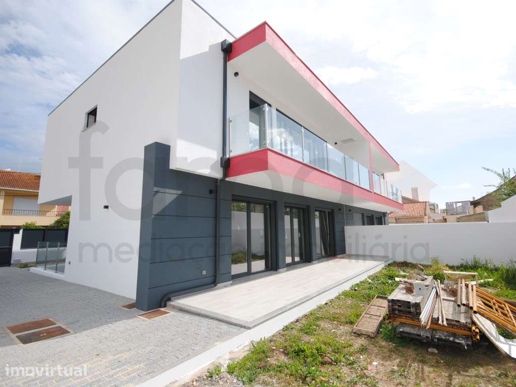 Moradia Geminada T4 Novas em Tires - Prontas a Estrear | São Doming... - Grande imagem: 4/60