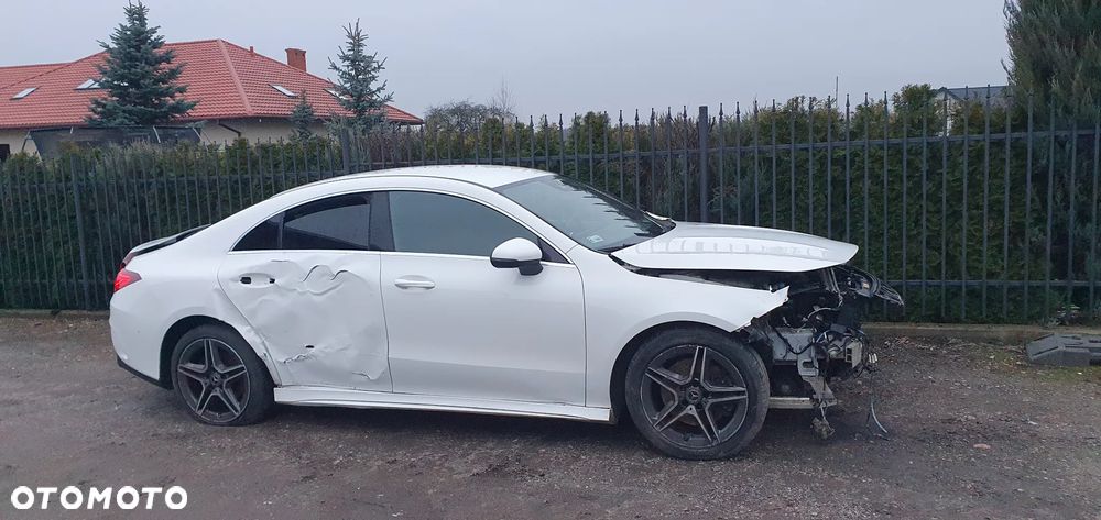 Mercedes-Benz CLA - 5