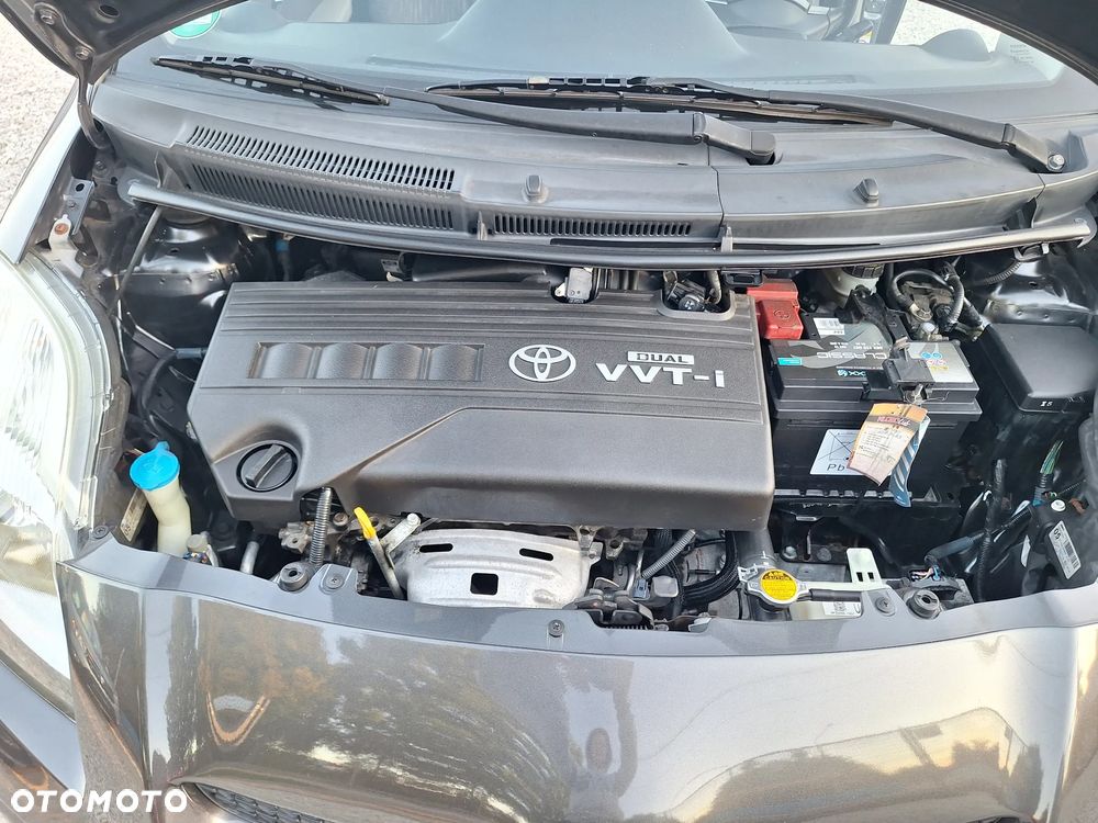 Toyota Yaris 1.33 Luna - 27