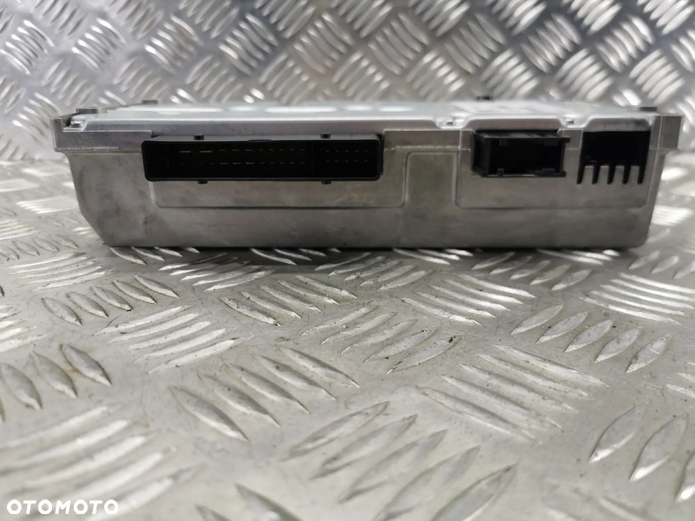 VW TOUAREG II 7P 10-18R WZMACNIACZ DYNAUDIO ORYGINALNE 7P6035466 - 2