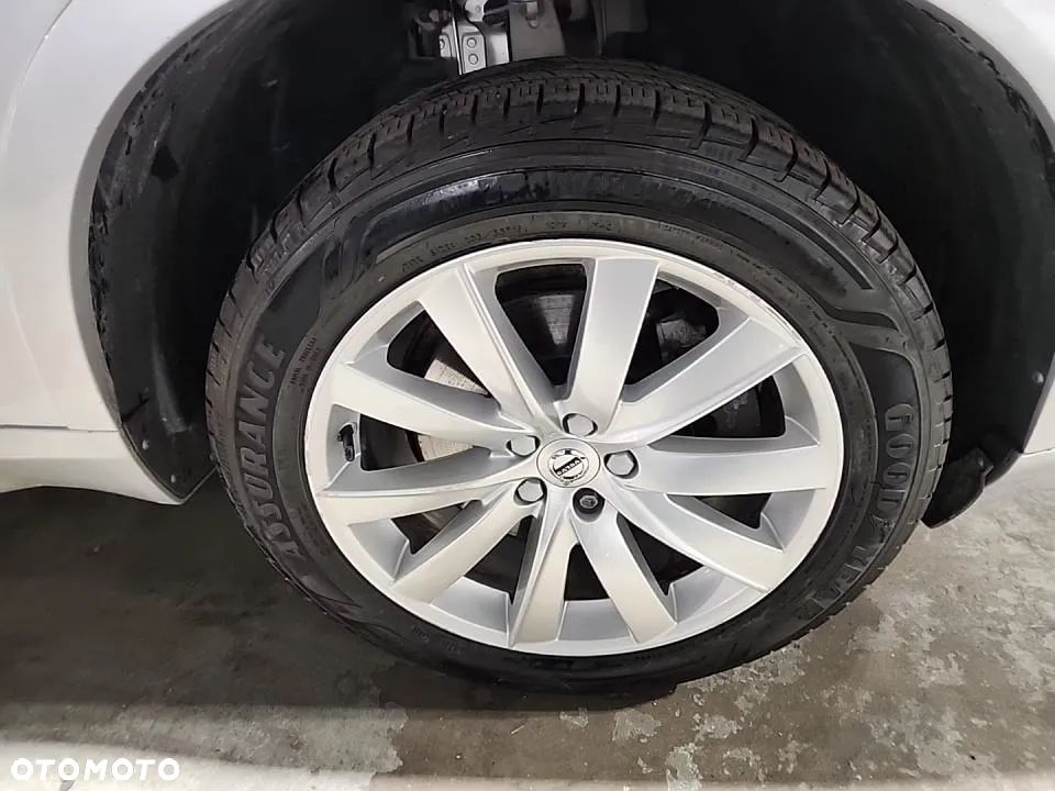 Volvo XC 90 T6 AWD Geartronic Momentum - 9