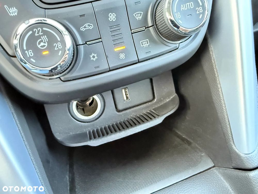 Opel Zafira 1.4 Turbo Active - 29