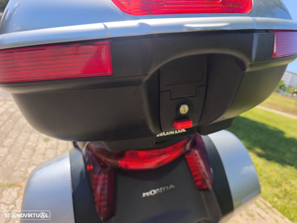 Honda Deauville 700 Abs - 6