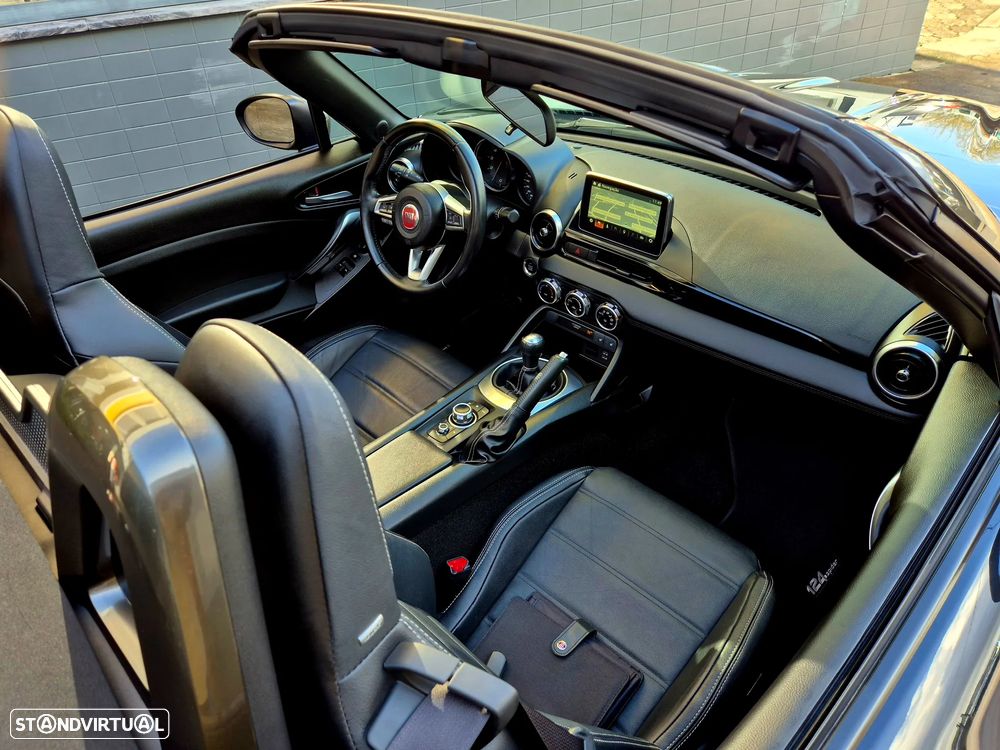 Fiat 124 Spider 1.4 T Multiair Lusso Europa Limited - 22