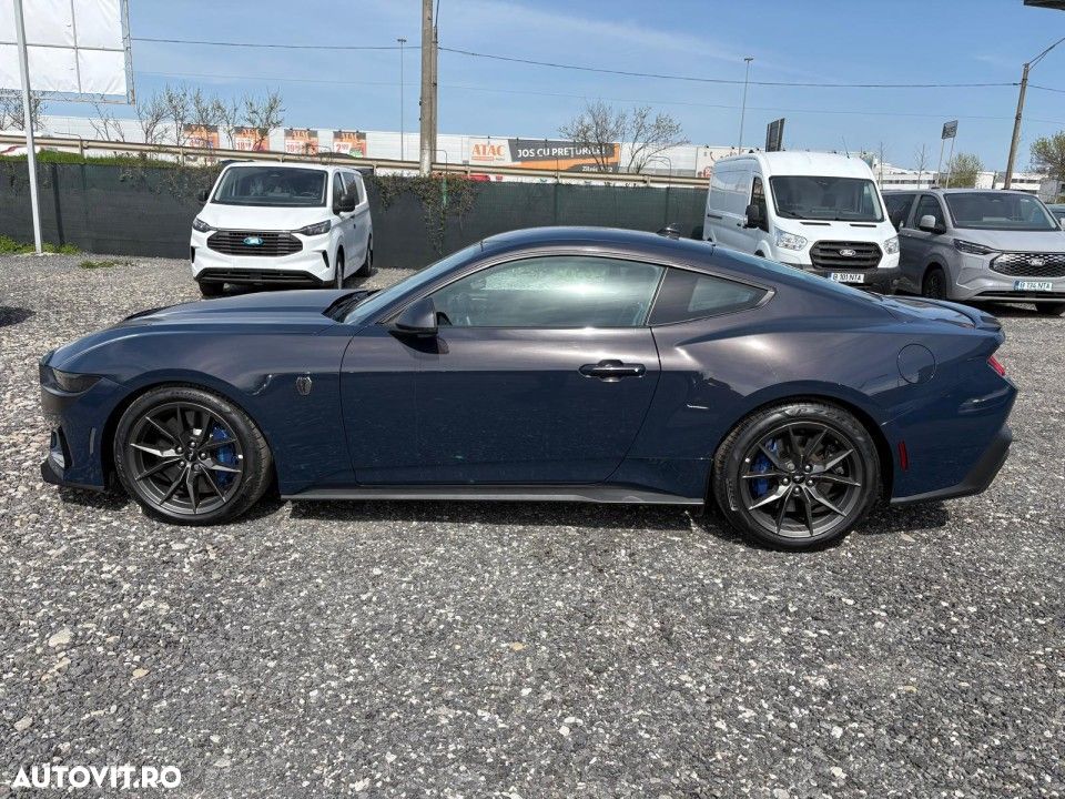 Ford Mustang - 21