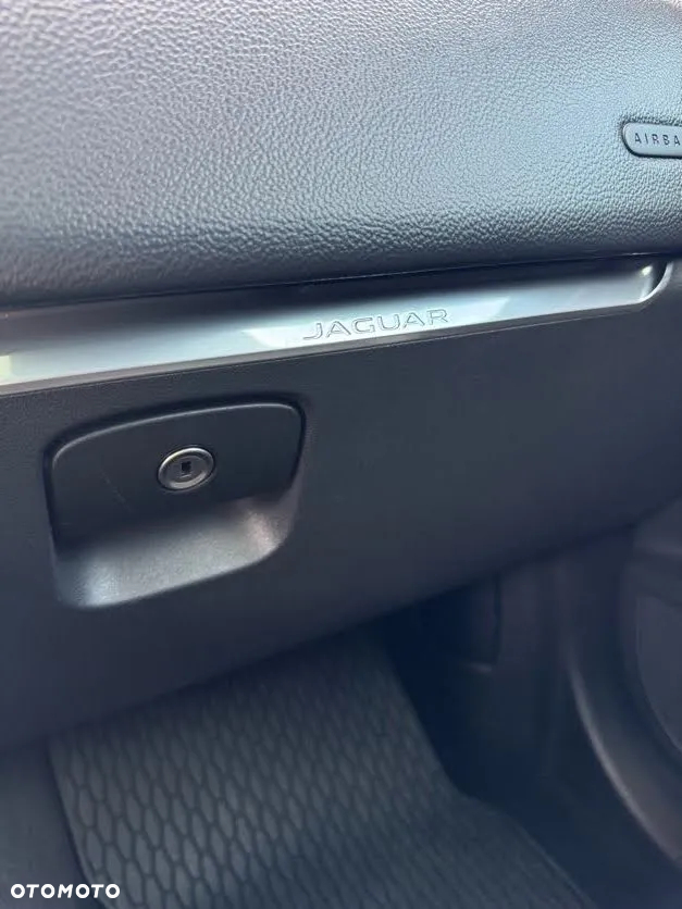 Jaguar F-Pace 2.0 i4P AWD Prestige - 20