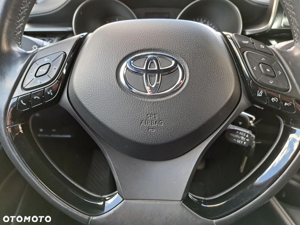 Toyota C-HR - 28