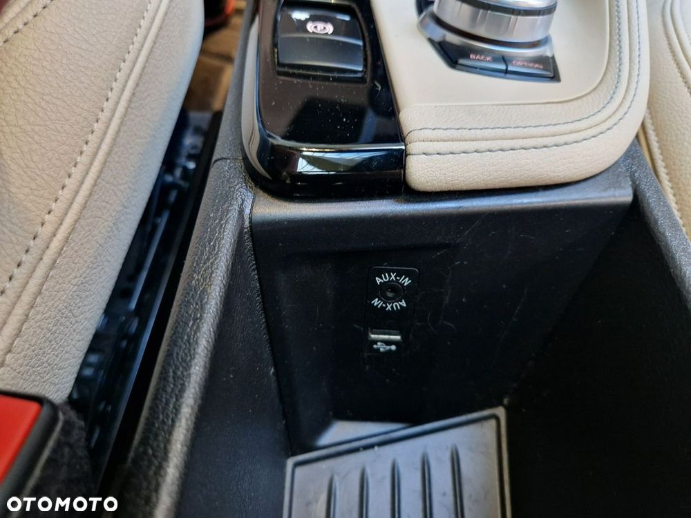 BMW X1 - 20