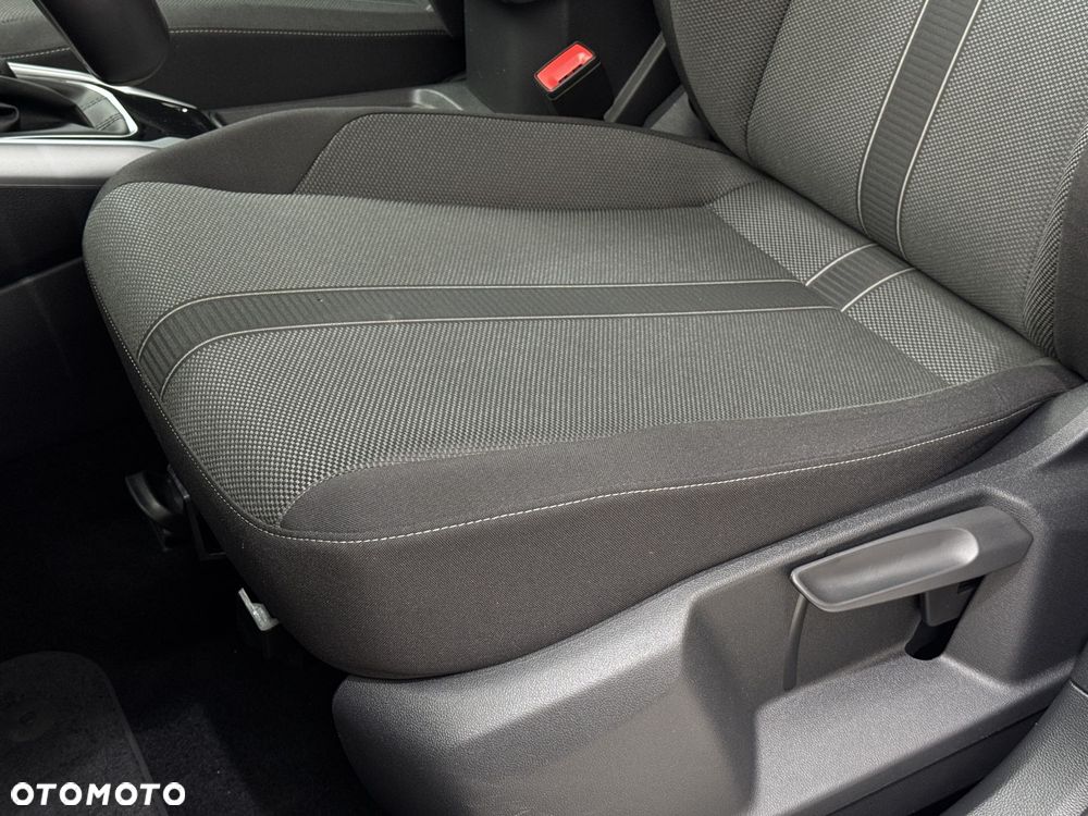 Volkswagen T-Roc - 11