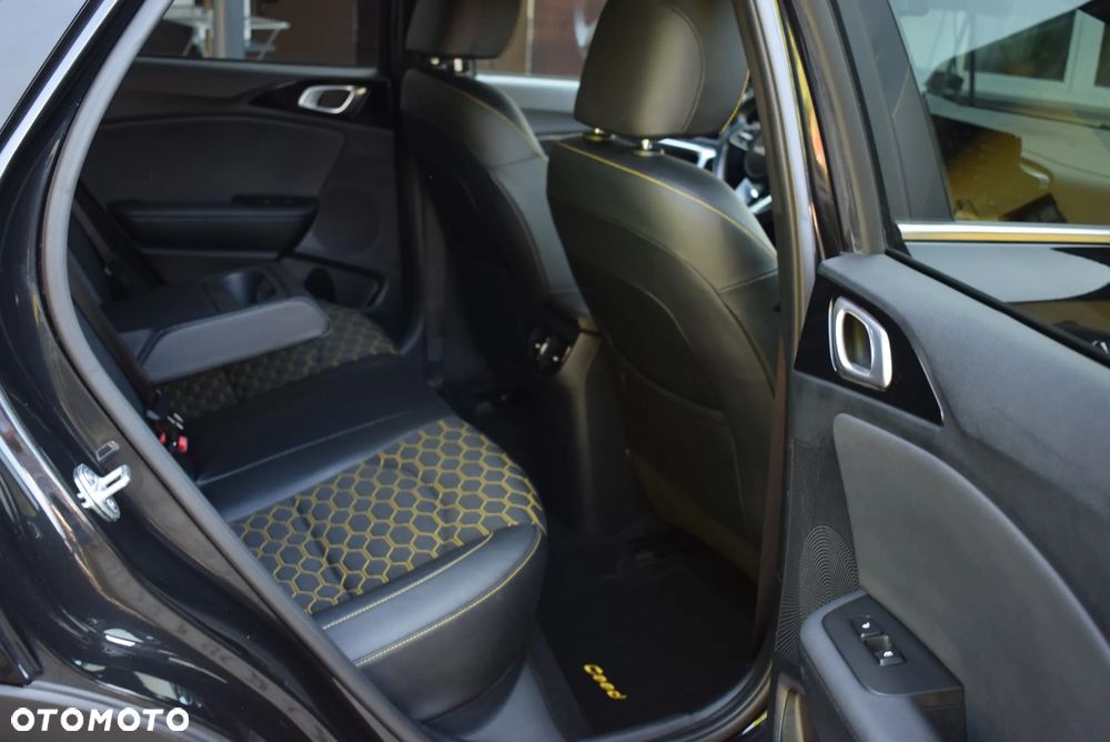 Kia XCeed 1.5 T-GDI OPF DCT7 JBL Sound Edition - 11