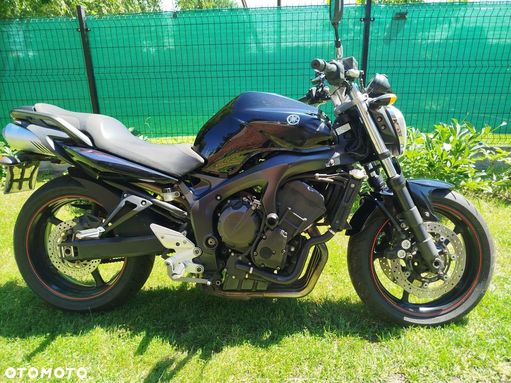 Yamaha FZ6 - 1
