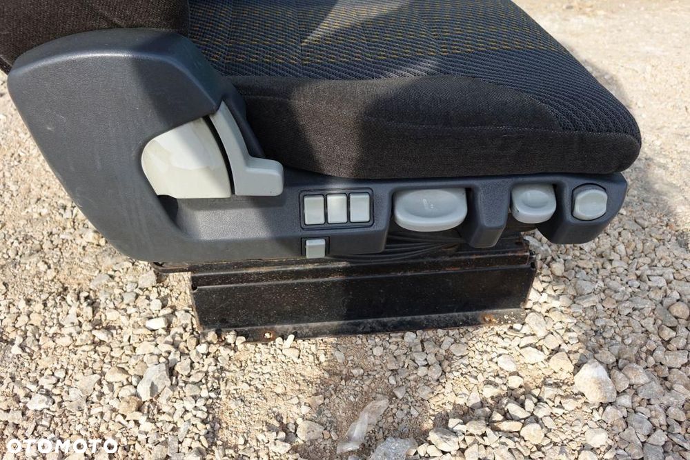 FOTEL KIEROWCY ISRI PNEUMATYCZNY MERCEDES CITARO 213423142 - 11