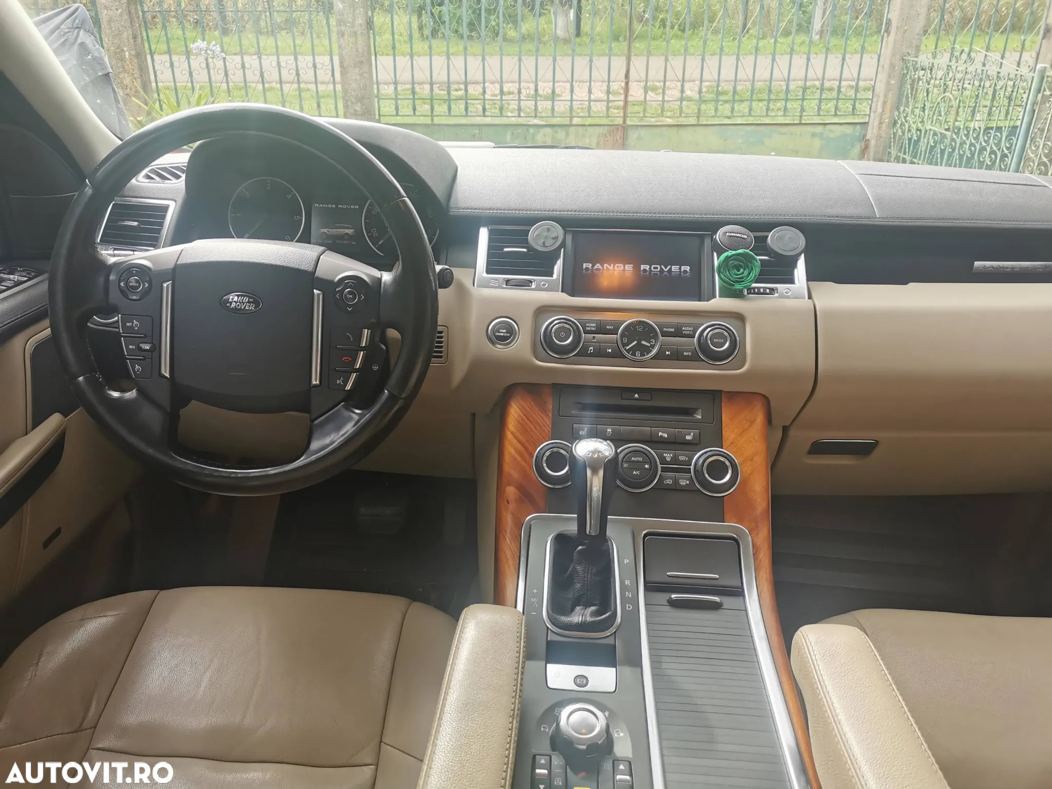 Land Rover Range Rover Sport 3.0 TDV6 SE - 15