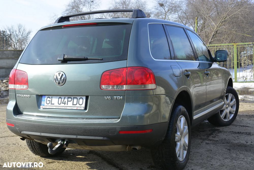 Volkswagen Touareg - 12