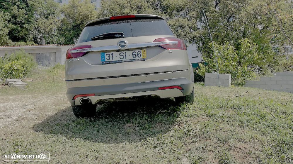 Opel Insignia Country Tourer 2.0 CDTi AWD S/S - 8