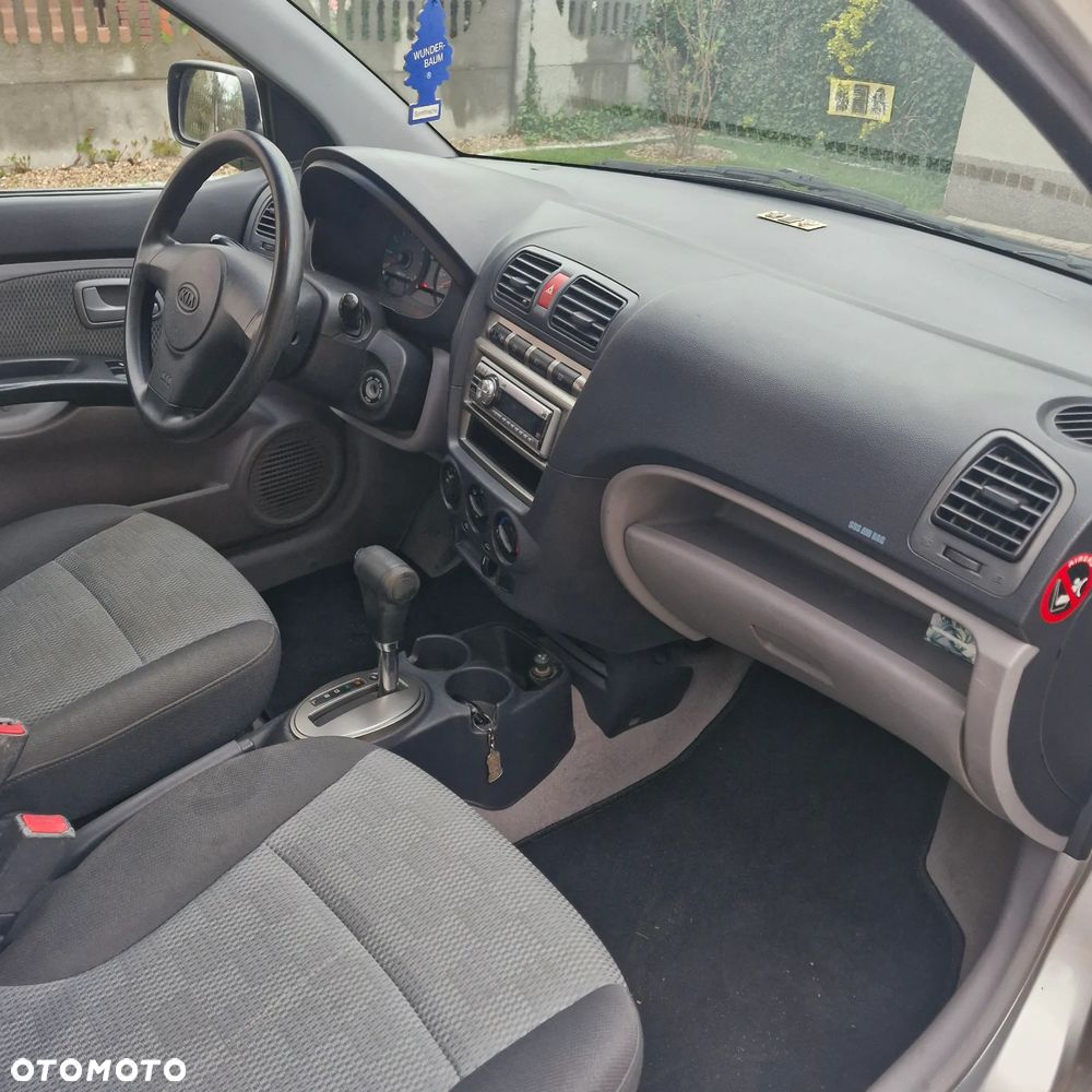 Kia Picanto - 17