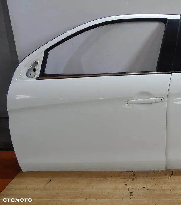 Drzwi lewy przód Mitsubishi ASX I 10-18 Lift białe W37 Łuków części - 1