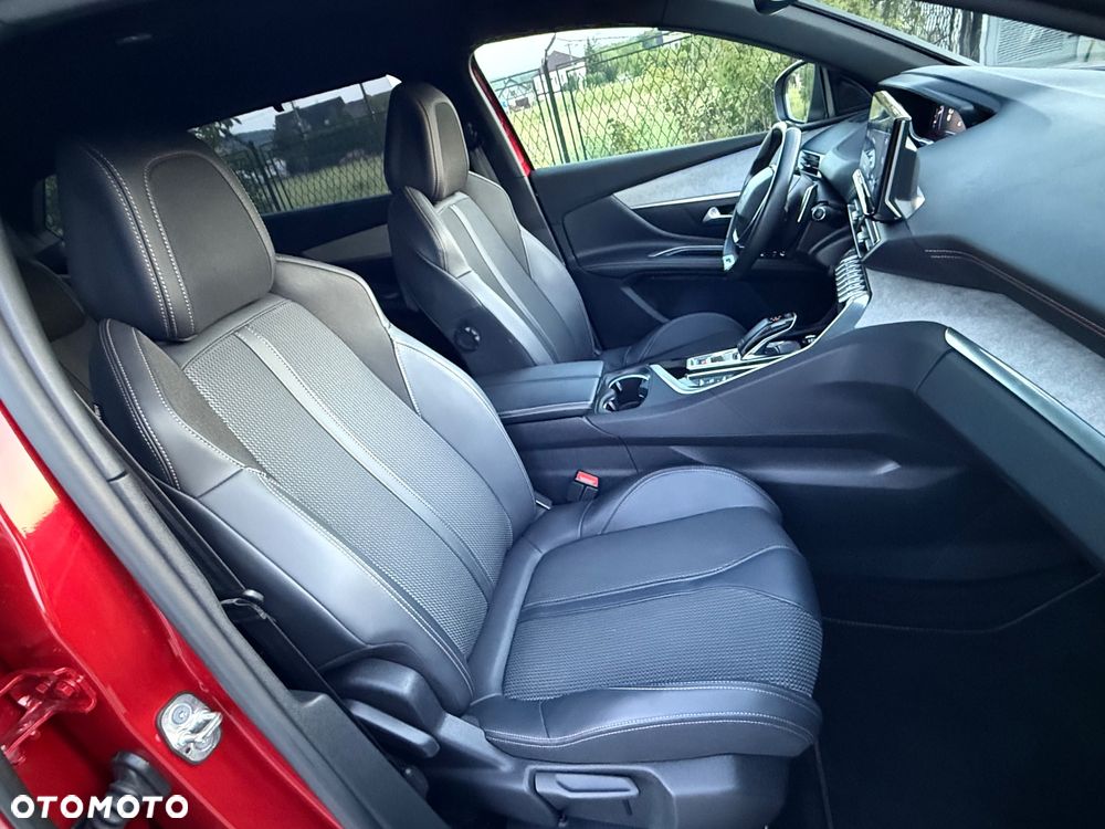Peugeot 5008 1.6 PureTech GT S&S EAT8 - 23