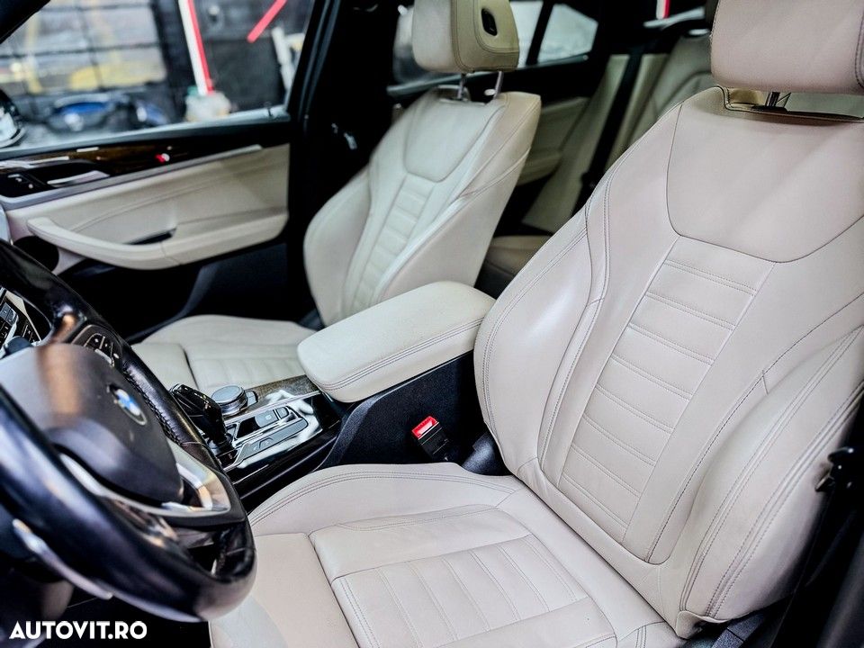 BMW X3 xDrive30i Aut. Luxury Line - 25