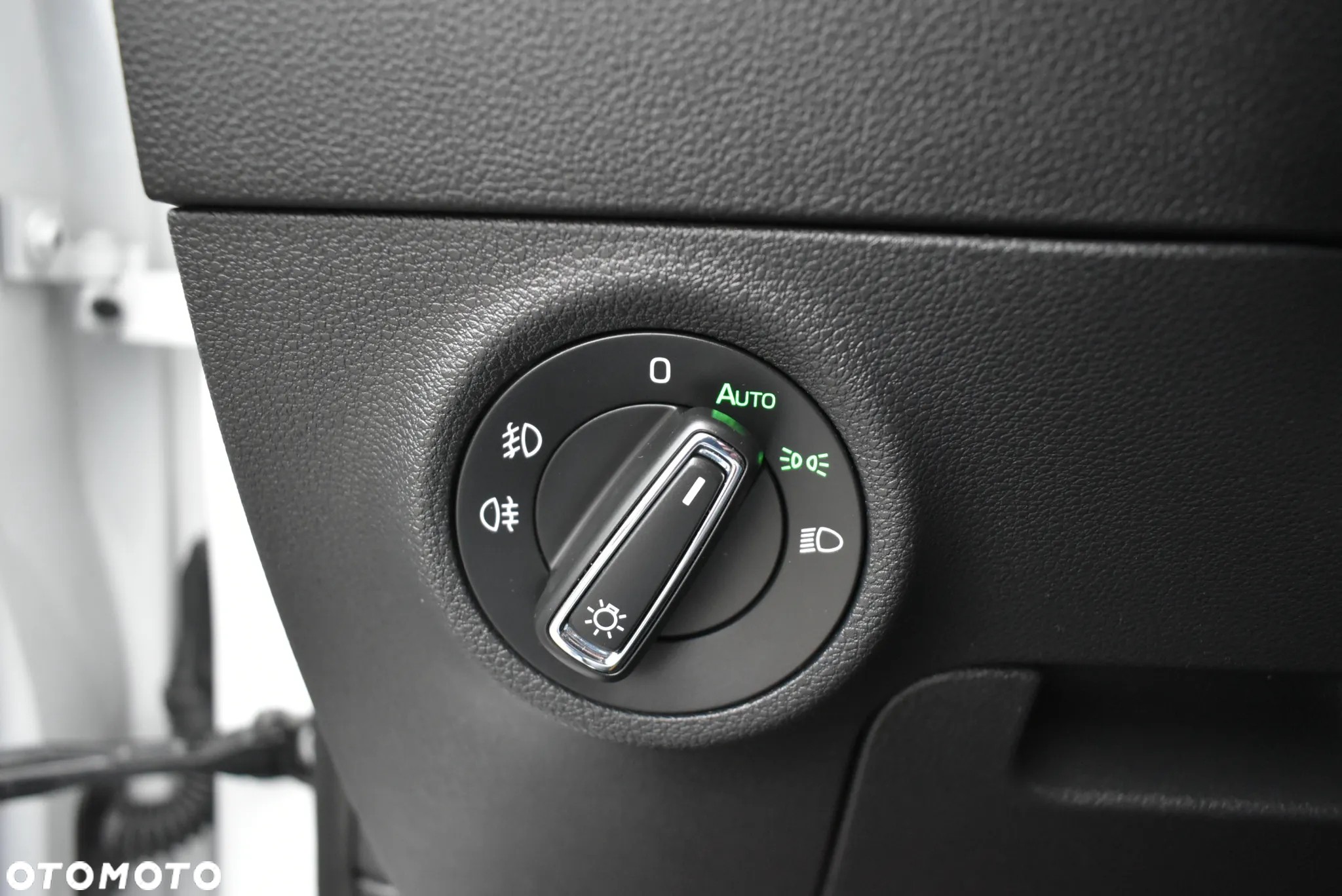Skoda Karoq 1.5 TSI ACT DSG Style - 38