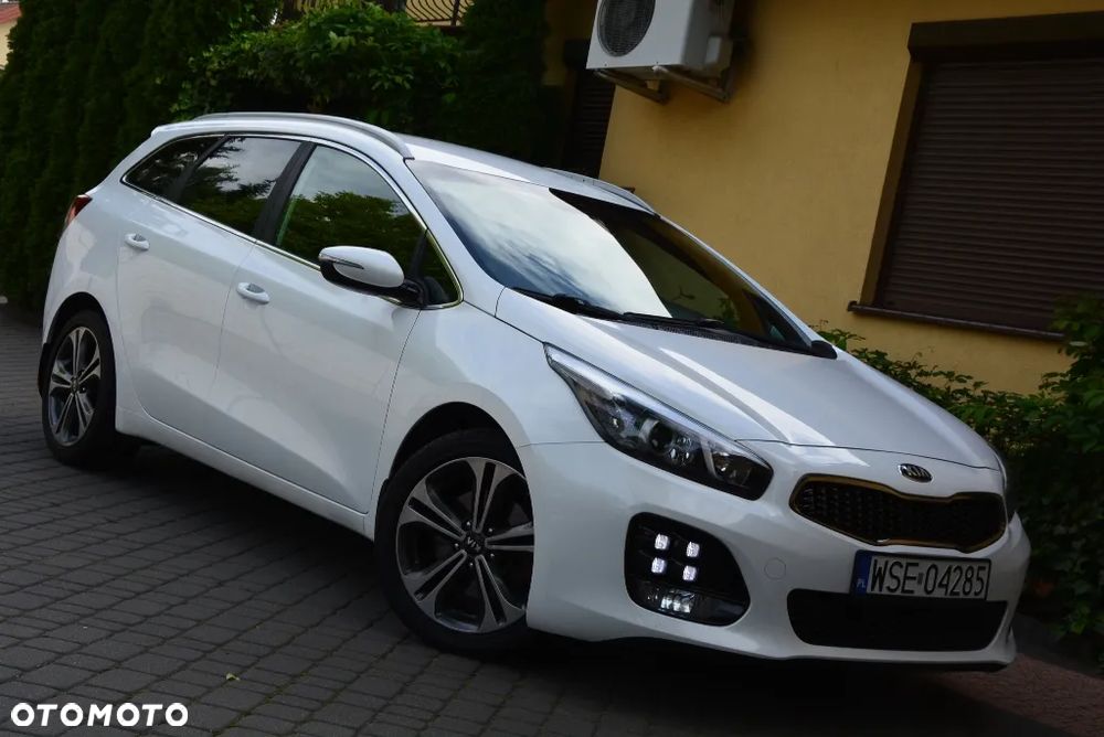 Kia Ceed 1.6 CRDi GT Line - 1