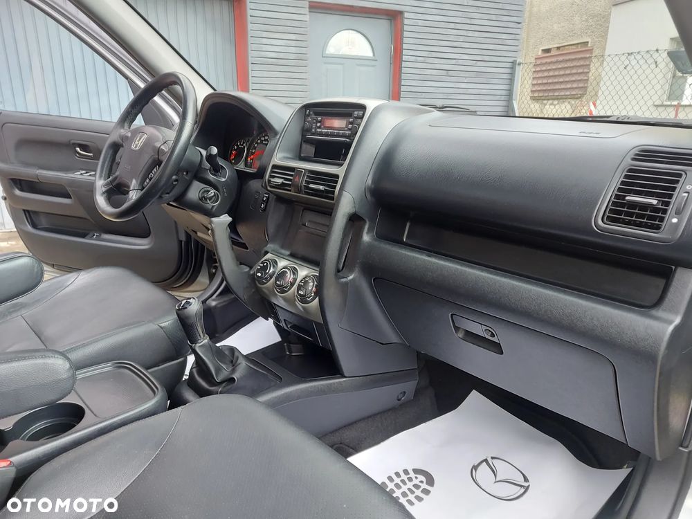 Honda CR-V 2.0i Executive - 23